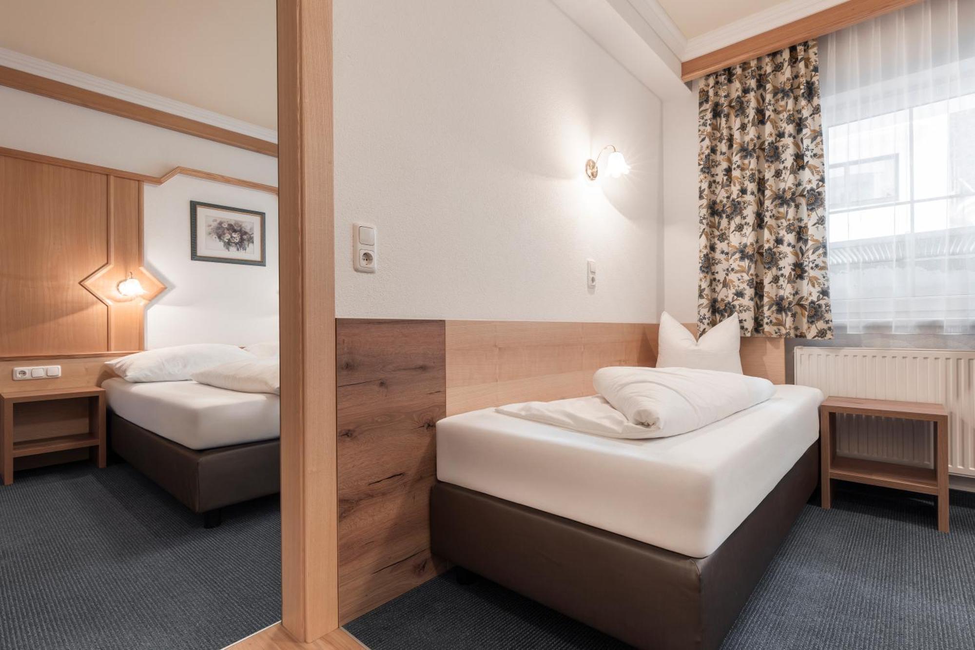 Schmid Rooms & Apartments Ισγκλ Εξωτερικό φωτογραφία